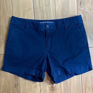 Banana Republic Women's size 4 Deep/Navy Blue Shorts